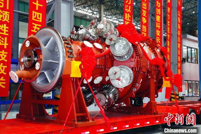 F级50MW重型燃机。　尊龙凯时·(中国)网站-AG旗舰厅汽轮机有限公司供图